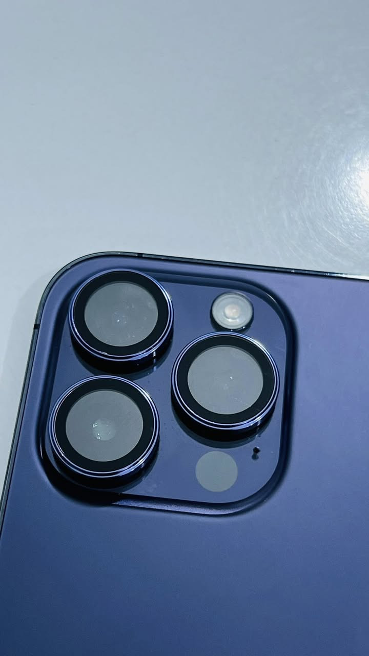 #مستخدم ضمان ماستر 
#ايفون 14برو ماكس شرق اوصط ماستر
اذكره 256 بطاريه 85🔋 بلاد 
كامل ملحقات مع وصل ضمان ستبدال 5 أيام عن ايي خلل كارتون مطابق وكيبل شحن 
السعر 900 🔥🔥
كربلاء حي العامل سوق الأخير بدايه شارع السبيس  مقابيل جامع الهيكل ***********
