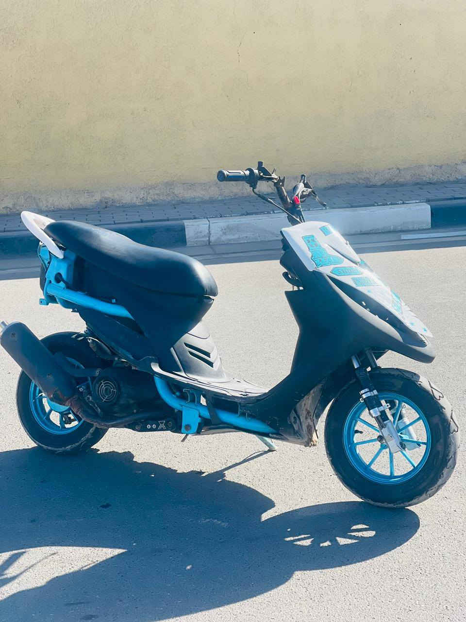 سلام عليكم داجه ماكس عدله للبيع بوشه 55 سلف داجه سرعه ومعدل سعر 550 وبيه مجال رقم ***********
