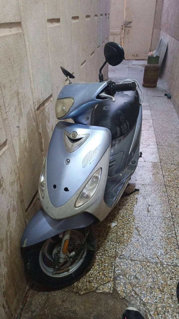 دراجة ماكس منغولي جديدة استخدام جدا قليل وبانزينها محسن ومكفولة حاوية... السعر ٨٥٠ الف للتواصل مع الرقم ***********
