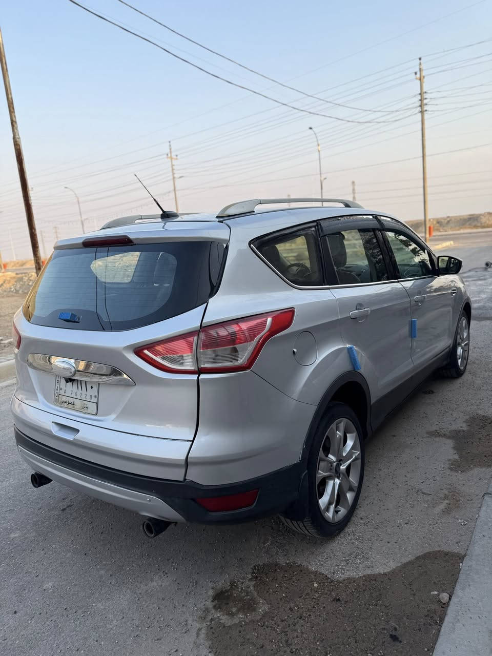 السلام عليكم فورد سكيب 2013 رقم بابل ماشيه 100 الف كيلو مو ميل اذا ميل 60 الف فقط السياره وضع شركه حتى حدادتها بعدها مال شركة تبديل باب الجنطة وتبديل بنيد وبيها بارد موضح بالصورالدواخل وضع شركة كير وميكنة كفاله دهن اخلي كله مال وكاله فورد الماي الاحمر السياره كلش معتني بيها مكان السياره البصره بني منصور السعر 95 وبيها مجال حك الجيه ترايك لاربيل 
السيارة بيها مواصفات خير من الله تبريد ثلج تدفئه نار كشنات جلد ***********
