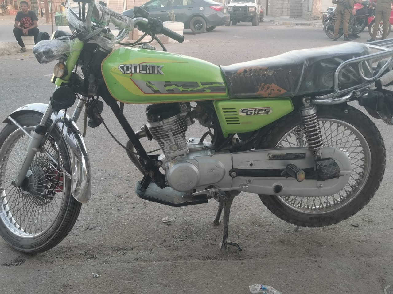 سولنك 4 گير موديل 24 للبيع السعر 600 يرهم مراوس ويرهم بيع والله حيهم 
المكان ناحية الزاب

***********
