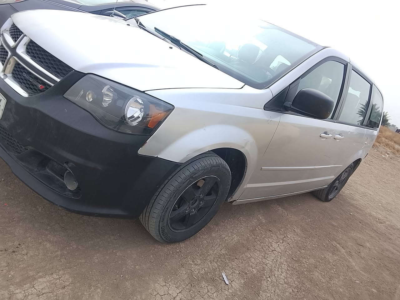 سلام عليكم دوج كرفان موديل 2012
امريكي بدون حادث محرك كير تبريد تدفئه 
دوشمة جلد جديد كاعية جلد صدر امامي 
باب ميكانيكي 
لايت زنون سياره حلوه مكانها بغداد الدوره  رقم بغداد السعر 119 باسمي ***********
