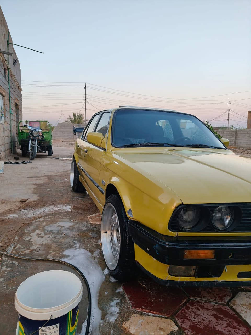 سلام عليكم اعيد وكرر للي يخابرني ويكلي الصور مواضحه 
حجي هاي السياره شوفت عينك بس شراي يخابرني قصط مابيع وماراوس ماراوس ابيع فقط 
خابرني وتشلع عيوني ***********
