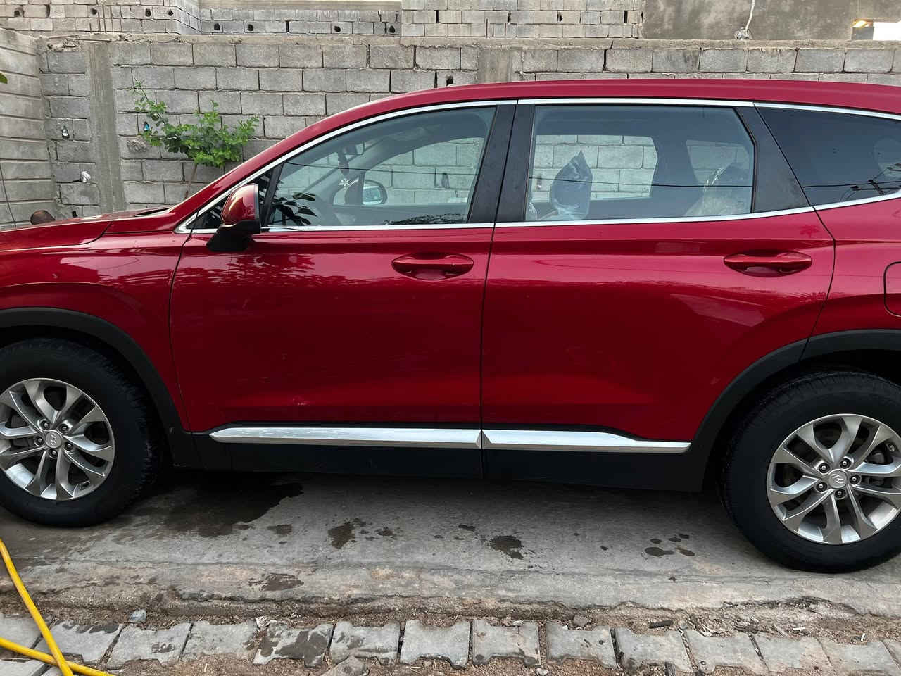 من رخصة الادمن.. سنتافي ٢٠١٩ وارد أمريكي محرك ٤سلندر ٢٤٠٠ GDI المواصفات رادار مرايات تحكمات استيرن تعديل مسار كامره خلفيه رادار امامي وبقية مواصفات الوارد.. بيها ضربه مدكر وبنيد وبيها ضربت بارد باب عكس السايق.. رقم الشاصي موجود تكدر تتأكد.. السعر ١٦٥ وبيها مجال للشراي. للتواصل واتساب ***********
