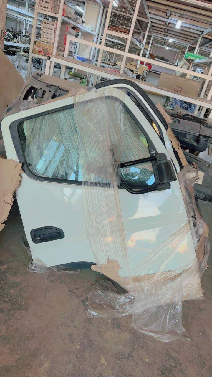 محلات الامير ،،ابواب كانتر مسيوبوشي زيرو ،،بزون جديد وحاوية ،،مسيب فلكه الحي الصناعي لدينا توصيل للأتصال ***********,,***********,,
