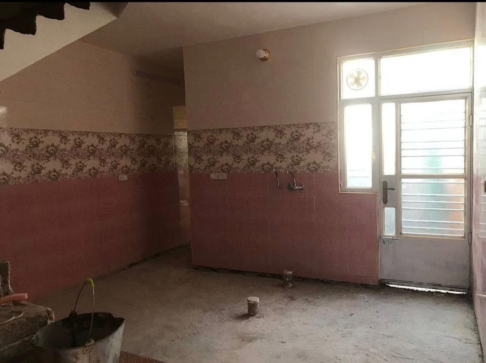 بيت زراعي مساحة 100 متر مربع واجهة 5 متر ونزال 20 متر في منطقة الزعفرانية /شارع المقابل معمل الغاز /الفرع الخامس/ بناء كامل وبدون ستارة وبدون بيتونة ودرج داخلي كامل والفتحة مسدودة بسندويش بانل
السعر 85 مليون وبي مجال اكيد للجادين 
للعلم مشمول بالتطويب ومرقم من امانة بغداد

للاستفسار ***********

