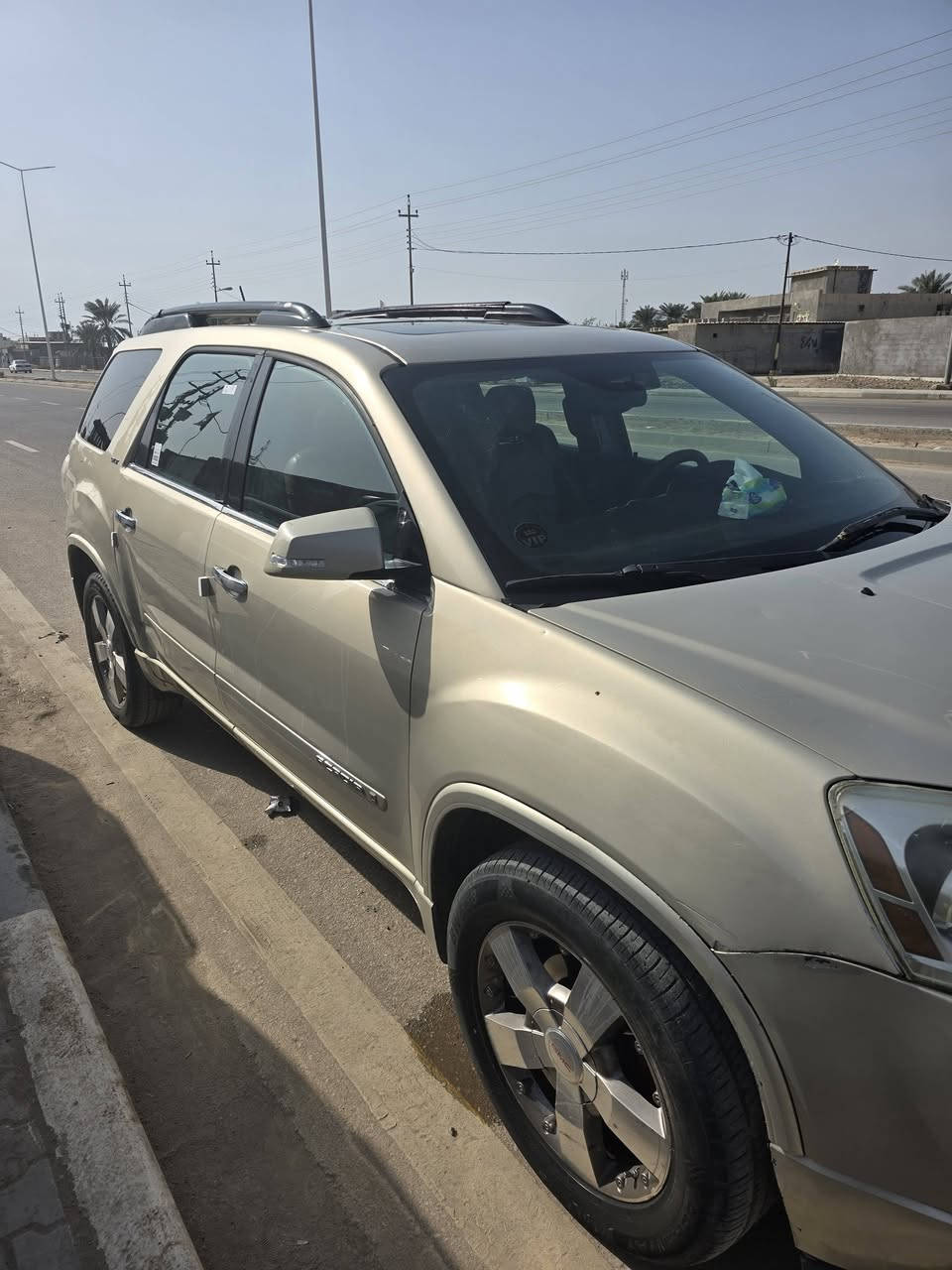 السلام عليكم سيارة جمسي اكاينا الفين وثمانية جاهزة من كلشي رقم مشروع وطني بأي محافظة تتحول سياره نظيفة سبعه راكب عائليه رقم بغداد السعر 95 وبيه مجال للشراي مكان البصرة قضاء الدير للاستفسار على الهاتف والواتساب ***********
ملاحظة انا مكلف بنشر والاتصال على رقم الموجود داخل المنشور
