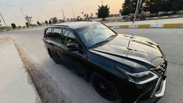 لكزسLEXUS .LX570.  
الكفاله. مكفوله/ صبغ خشم البنيد 
والفئه فول مواصفات
العنوان بغداد
المواصفات
٥بصمات
3-المحرك 8 5.7
السياره فول مواصفات.
جنطه كهرباء
جنطه شفط
الكشنات جدد خاليه من الخدوش والصيانه
مري شفط
كامرات l
جميع الكشنات كهرباء
جكات تصعد وتنزل
ستيرن وكشن ذاكره خزن
فتحه سلايت
مانع انزلاق
تحكم جهتين
فور ويل
 اسود كلش حلو والسياره مال جناي بلعافيه 

 السعر 620 وبيها مجال 

للاستفسار اتصل
0778 247 7652
