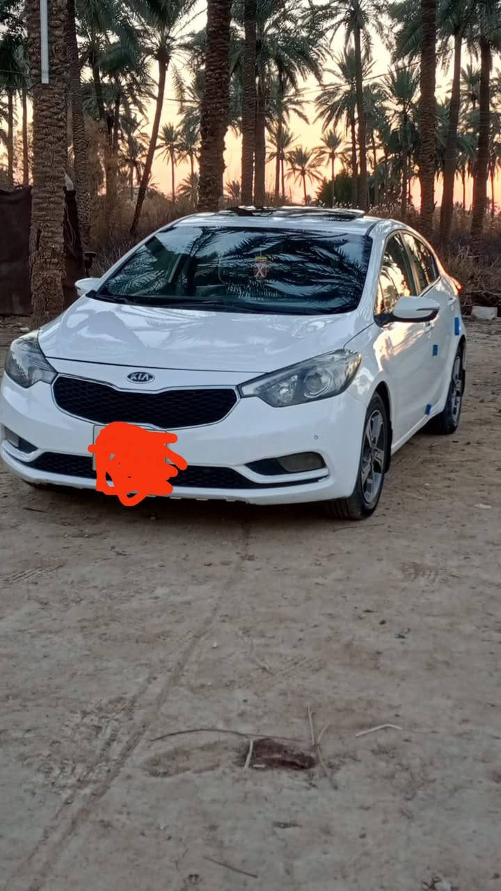سلام عليكم     ..كيا سيراتو للبيع موديل 14 كفاله عامه ماعده البصمه   محرك مفتوح سعر 120وبيه مجال حك جيه  
لاستفار رقم الهاتف***********
