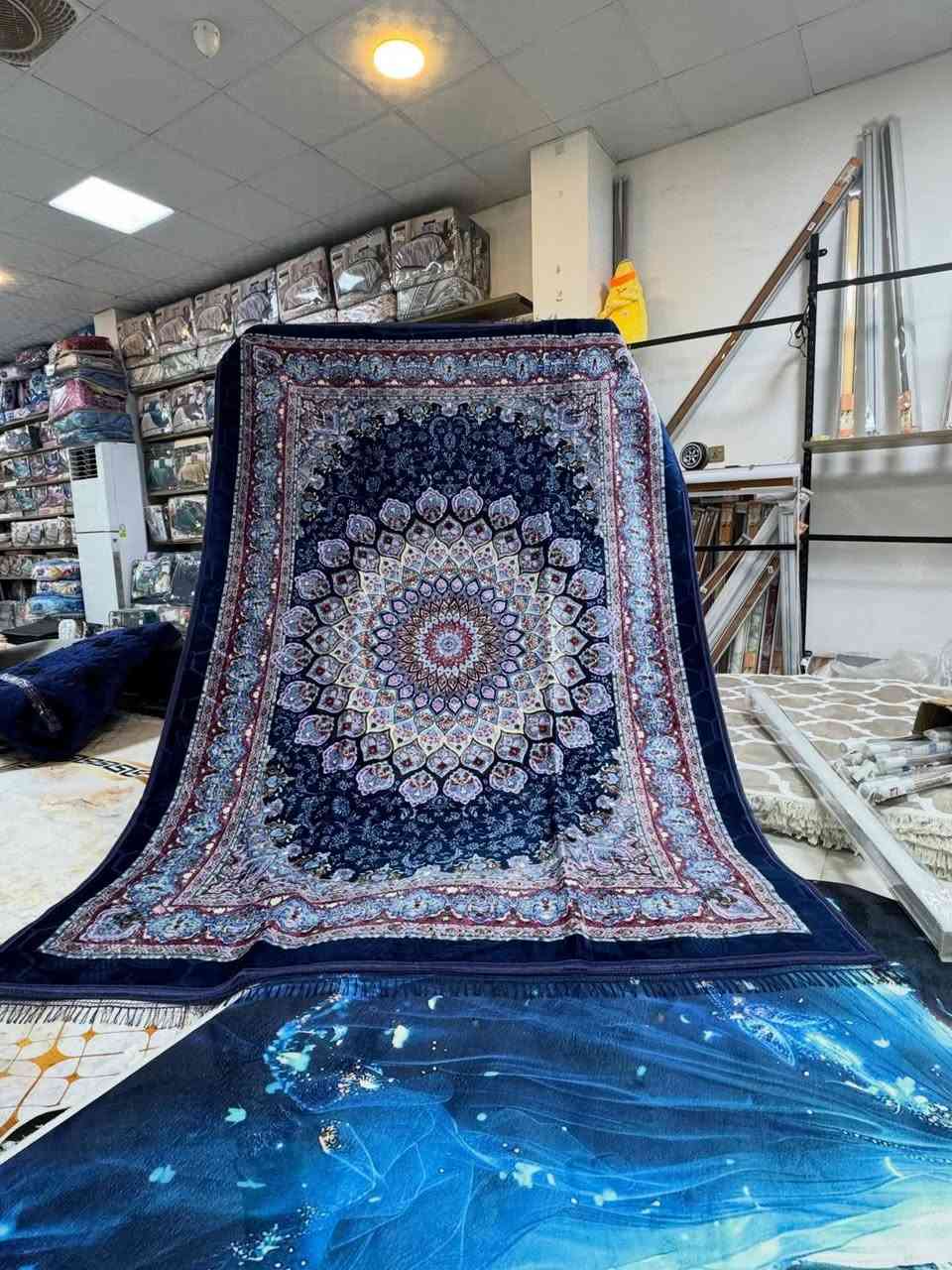 توفرت لدينا مفارش حرير😍😍😍 حفر مساعد زوليه  بألوان ونقشات مختلفه💞💞💞 قياس 2*3قياس حقيقي ثقيل والسعر فقط 16000 توصيل داخل راوه 1000محافظات 5000 للطلب والاستفسار مراسله الصفحه واتساب *********** عنوان المحل راوه حي السلام مقابل جامع رياض
