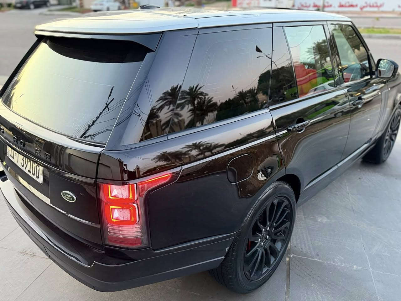 سلام عليكم
رانج روفر فوج موديل 2014السيارة اوتوبايكراف VIP وكالة سردار مكفولة كفالة عامة مكينة 8 سلندر سوبر جارج السيارة جديدة على وضع الشركة

مكينه مفتوحه بس من فوك

كير كفالة

اكسل كفالة

سوبر كفالة

رادارات امامية

جنطة كهرباء

رادارات مري

مري شفط

تدفئة ستيرن

خزن ميموري كشنات

خزن ميموري ستيرن

جكات

بانوراما

دوسات كهرباء

3 شاشات

5 كامرات 360 

كشنات 4 تدفئة تبريد

سماعات ميرديان

رادارات امامية خلفية

ومعروفة مواصفات ال VIP يرادلهه هواي حته اذكرهن

عنوان السيارة بغداد /

للاستفسار ***********
