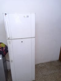 ثلاجة • نظيفه • بغداد