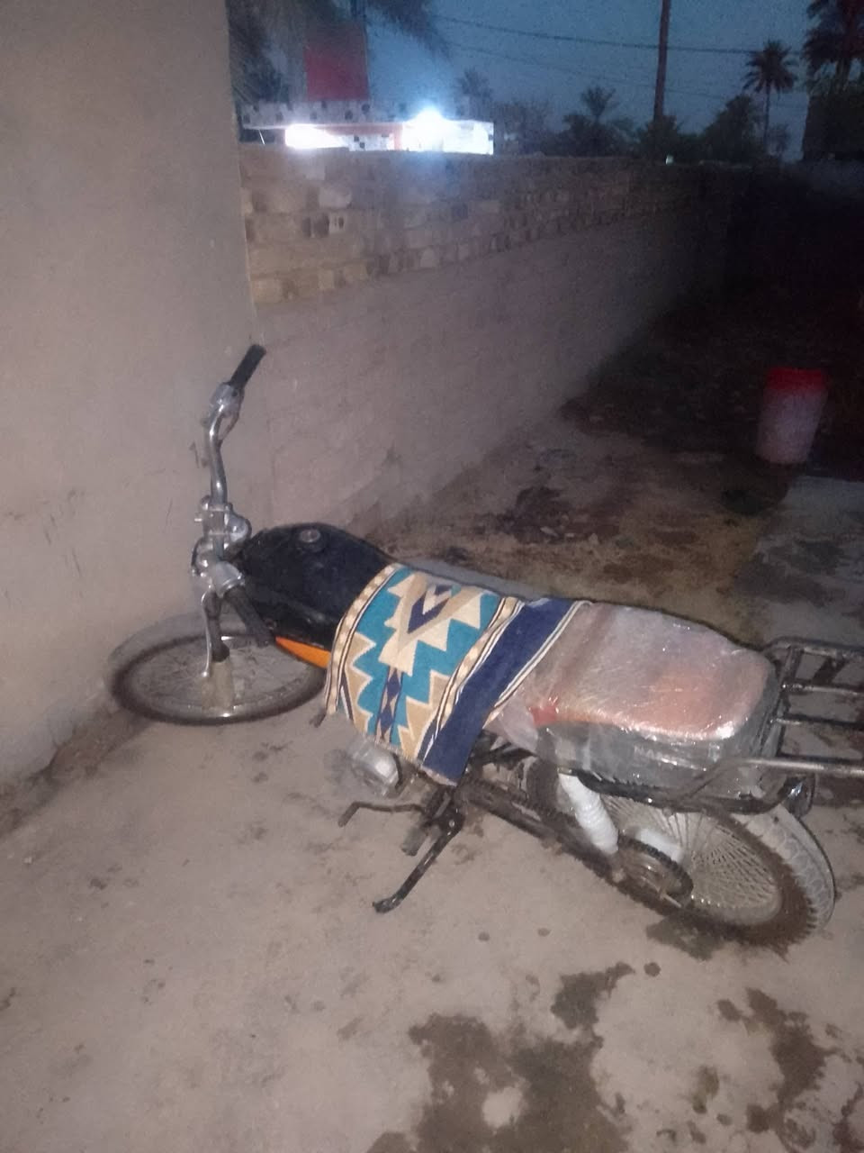 للبيع كلك بيعه ولفات بس عطلانه قيم وخذ وهذه رقمي ***********
