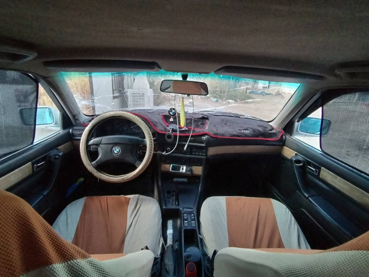 للبيع 730 والمحرك 735 موديل 93سياره خير من الله رقم انبار محرك وكير كفاله شلعه اشك الكاع كرهبايات كامله غرفه نضيفه تخم تاير  صدر وره وكدام جديد   السعر 38وبيها مجال  ترهم مراوس المكان واسط صويره ***********
