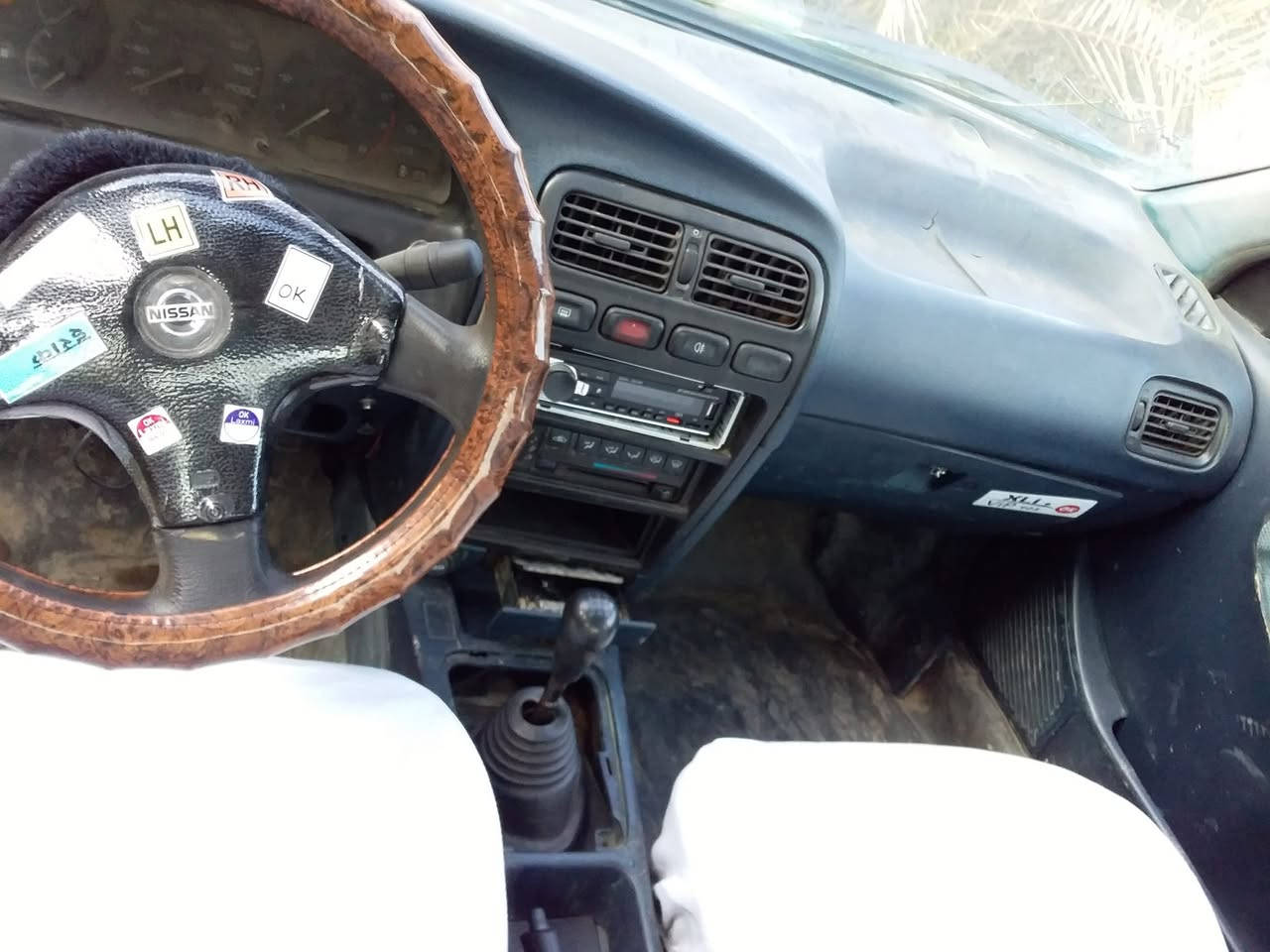 السلام عليكم 
سياره نيسان برايمره للبيع   فقط بدون دين ومراوس 
موديل 1991 لون ابيض 
محرك 20
كير محرك شرط صدر الجدام تعبان 
الوره نضيف  
رقم نينوه فحص 
شرط الوكاله والتحويل 
محرك كابريتر مو دوش 
سياره نضيفه وجاعده بس يعوزهه تايرات وصدر جدام 
السعر 17وبيه مجال شويه 
اي استفسار اتصل خاص مامتواجد 
***********
