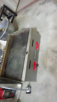 غراض مطعم • براد عامودي • قلاية فنكر