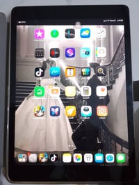 آيباد ٩ • ذاكرة ٦٤ • بطارية ٩٧