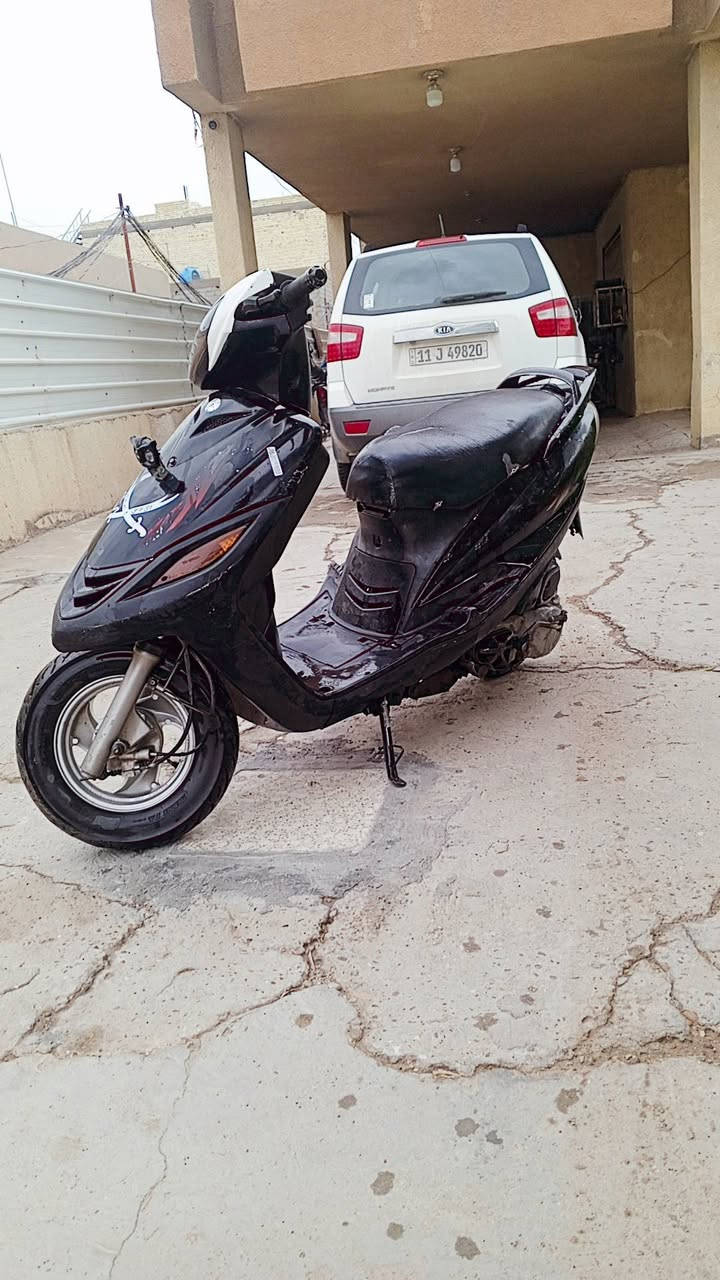 السلام عليكم دراجه ماكس 140 كهربائيات كلهه شغاله الباتري مالته تعبان ناعمه كلش شلعه و معدل شغاله هندر واحد السعر 300 وبيهه مجال المكان بغداد بياع الشرطه الخامسه منطقه الدوانم مقابيل تل اسود الرقم ***********
