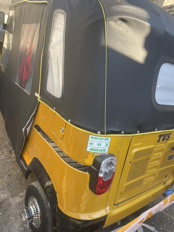 السلام عليكم  
تكتك TVs مديل 19 شهر 12 
اورآق ستنساخ تكتك جاهزه وخير من الله 
السعر 3300 
بغداد 
***********
