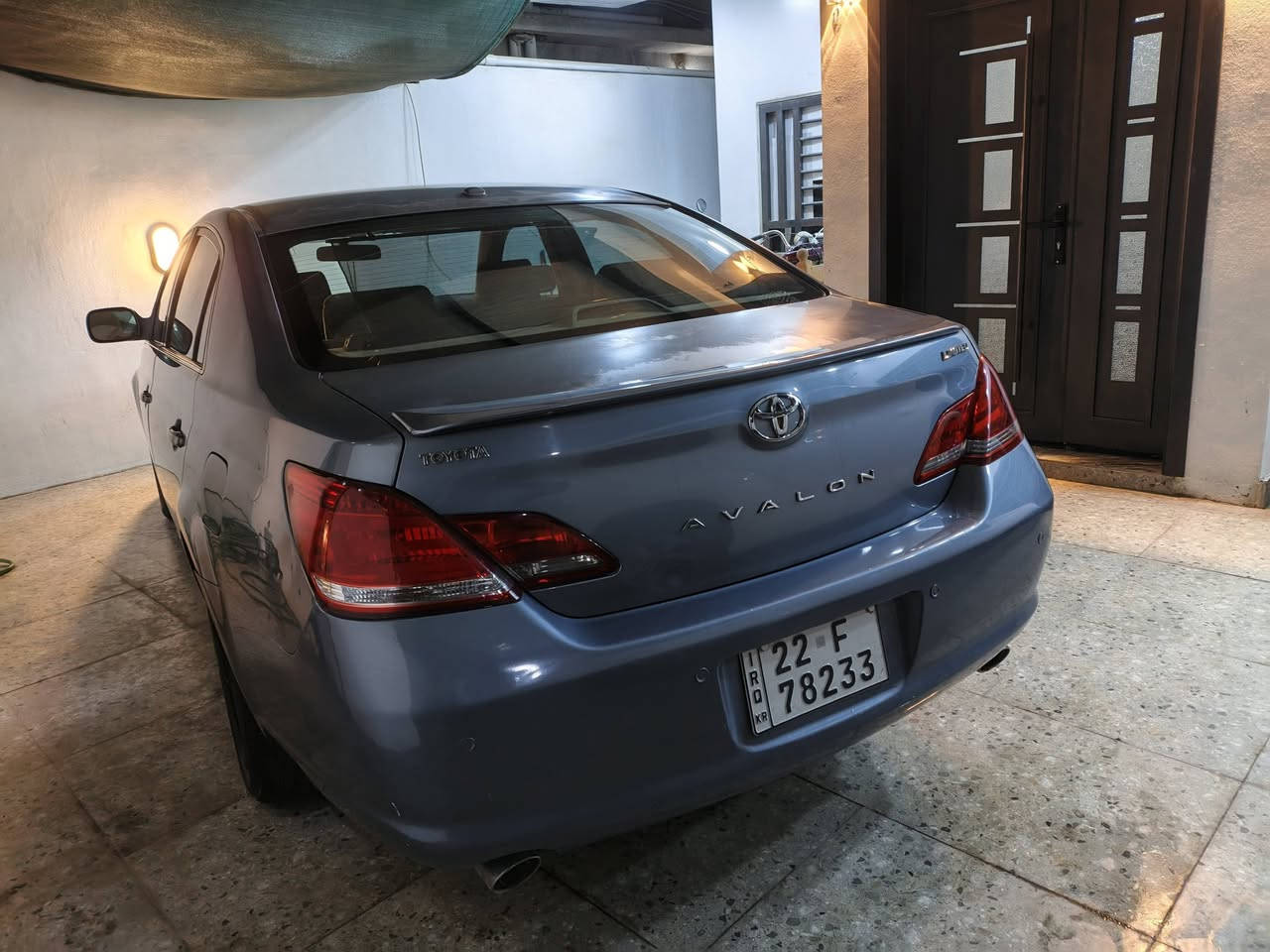 للبيع افلون 2010 رقم اربيل دولي محرك 6V 3500  جديد هزة فحص جديد مكفولة كفالة عامة بس بيه شوية جراد مواصفات بردة خلفية تحكمات ستيرن كشن السايق كهربا كير مكينة كفالة تايرات جدد اني امبدل الويالة اذا تريد ترجعه عل بلادي مكان كركوك ***********
