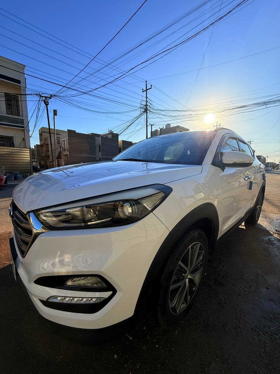 السلام عليكم توسان موديل 2017
كفاله عامه من كلشي بدون  بارد كير مكينه كفاله تبريد ثلج السياره على وضع الشركه جديده داخلها زيرو رقم بغداد
مشروع وطني المكان السعر ١٧٧ او بيها مجال  مكان السياره حي الجهاد رقم الهاتف ***********
