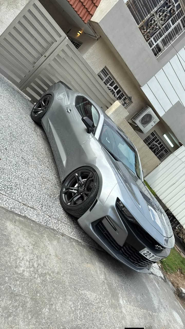 🚨🔥 الوحش الأمريكي الحقيقي… Camaro SS 1LE 🔥🚨
Chevrolet Camaro SS 1LE – 2023 🖤😈

💥 نسخة 1LE النادرة – تختلف كلياً عن الـ SS العادي 💥
الموديل: 2023
الممشى: 23 ألف فقط 😳
(بالعراق ماشية ألف أو ألفين فقط)
الموقع: 📍

━━━━━━━━━━━━━━━
🔥 الأداء والمحرك:
محرك SS قوي 😈
كير 10 سرعات 🚀
نظام تعليق معدل أقوى من الـ SS العادي 🔥
أكسل معدل
بريكات Brembo
▫️أمامي 6 بستم
▫️خلفي Brembo

━━━━━━━━━━━━━━━
⚡ التزويد (شغل أمريكا قوي ونظيف):
كزوز Corsa Xtreme Active 🔊🔥
Headers Kooks
ثلاجة MSD
روتو فاب Intake
Throttle 103 معدل
Flex Fuel
وايرات بلك MSD
لويات معدلة

🔥 السيارة مبرمجة + فيديو داينو موجود
تقريباً 550 حصان سيفتي 🐎
وتصعد أكثر من 600 حصان 😈
استخدام يومي وبنزين محطة ⛽

━━━━━━━━━━━━━━━
🖤 المواصفات:
ستيرن كنتارا
كشنات Recaro كنتارا 🏁
ديجتال كامل
شاشة كبيرة + CarPlay 📱

━━━━━━━━━━━━━━━
⚠️ الملاحظة:
الضرر دعامية + جاملغ فقط
بدون مشاكل ايرباك / سستم / شاصي / لغد
مكفولة من الكص واللحيم والمعجون ✅

━━━━━━━━━━━━━━━
💰 السعر؟

اكتب (كمارو) بالكومنت 📩
ويصلك السعر مباشرة على الخاص 🔥

━━━━━━━━━━━━━━━
🚨 عندك سيارة للبيع؟ 🚗
أرسل الصور والتفاصيل، وسنقوم بعرضها على صفحتنا مجاناً 🔥
فرصة للوصول إلى عدد كبير من المشترين 💯

━━━━━━━━━━━━━━━
📞 اتصال: ***********
📞 واتساب: ***********
