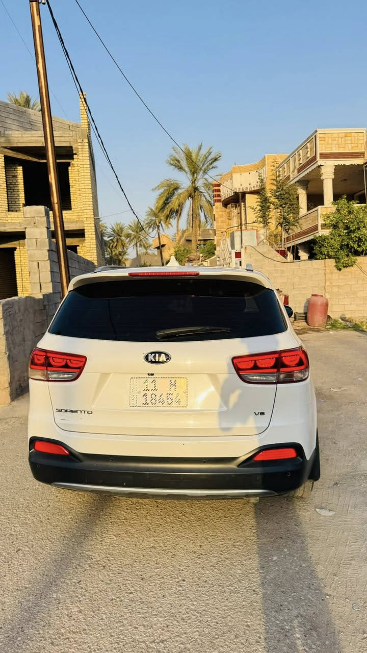 سورنتو 2016  مكفوله كفاله عامه رقم بغداد بسمي بيها فقط كرت اصبعين فول موصفات 1/1 كويتي فورويل بنروما كشن حار بارد وكهرباء سايد بريك دكمه سعر 209 بيها مجال ***********
