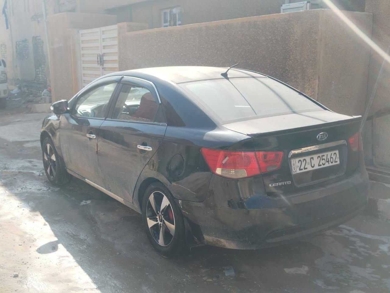 سلام عليكم 
البيع كيا سيراتو 2010فئه خليجي 
محرك ١٦٠٠  
السيارة نص فول 
تبريد ثلج 
ويل حجم ١٦ 
أشاير بالمري  شاشة 
حدادية ٧٠    ١٠٠
السيارة احلة من الصور 
السعر ٨٥ $ وبي مجال 
هزه وسنوية ورقم اربيل نكليز  باسمي
مكاني بغداد الامين ثاني 
الاتصال *********** السيد بغداد, العراق
