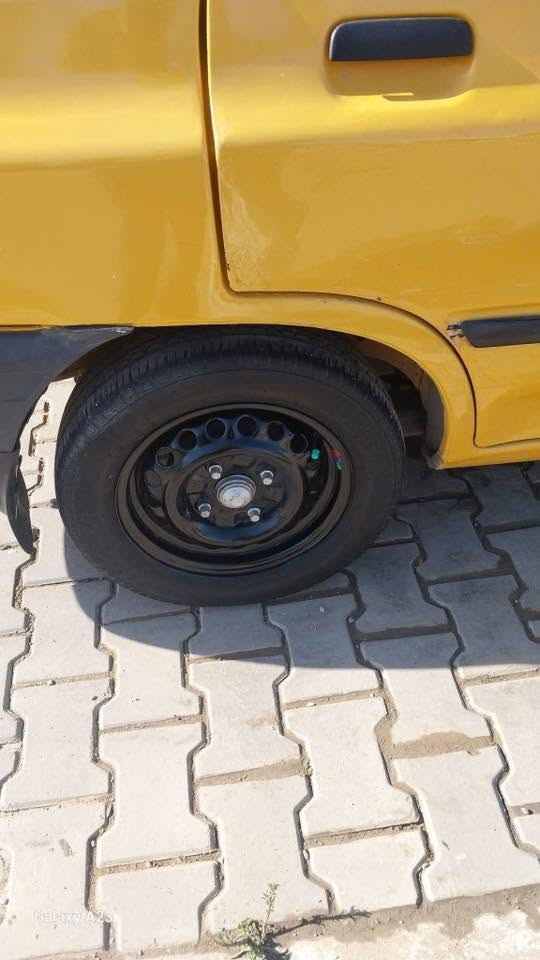 سايبه للبيع موديل 12 سياره جاهزه من كلشي رايده 23$ ‭0770 595 6446‬
