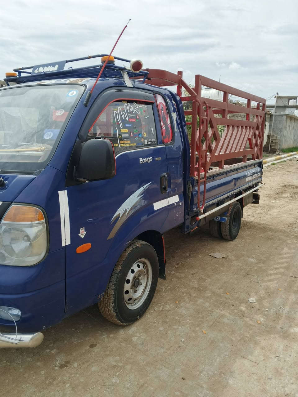 السلام عليكم هاي السيارة موديل 2007 كاملة كل نقص مابيهة مكينة جديدة صدر جديد تخم تايرات بسمي تحويل مباشر البكان ديالى بعقوبة السعر 86 ورقة وبيهة مجال وهاذ الرقم ***********
