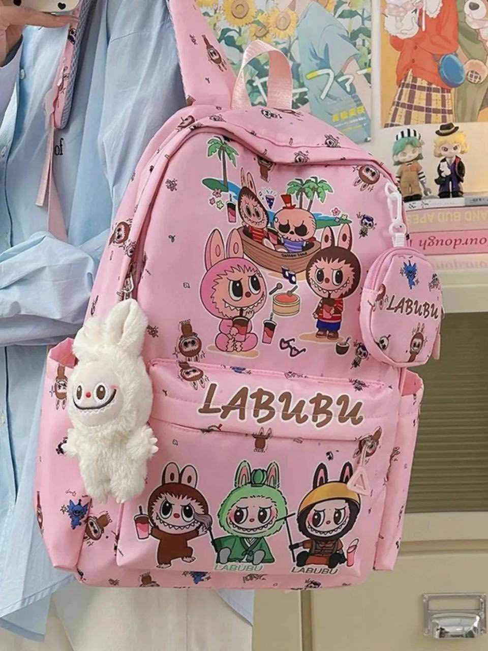 ترند Labubu وصل يمنا 😎🔥
🎒 جنطة مدرسية + تعليقة + جزدان بنفس الشكل
✨ خامتها قوية وتتحمل
👾 الرسومات كلش حلوة وكيوت بشكل مو طبيعي
💖 تصميمها يجن

المحتويات:
🎒 جنطة + 👛 جزدان + 🧸 تعليقة فرو

الألوان المتوفرة:
🖤 أسود
💙 سمائي
🤎 بيجي
💛 أصفر
💗 وردي

السعر 18الف
🚘يوجد خدمة توصيل لجميع محافظات العراق ٤ الاف🚘


**إذا كنت صاحب هذا الإعلان وتريد حذفه لأي سبب، رجاءا أرسل رسالة إلى الدعم الفني**