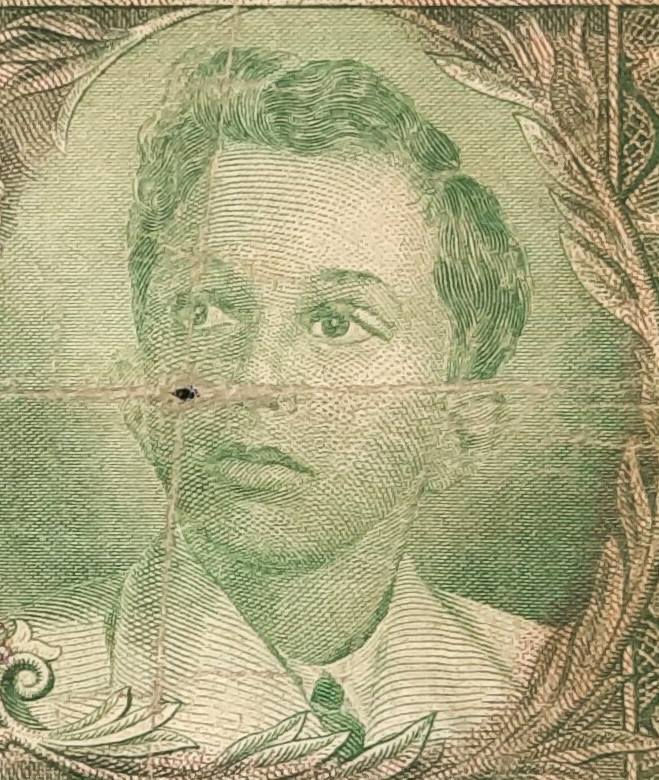 مزاد على ربع دينار بويكنك  بحالة جيدة بدون اي ترميم او تنظيف ورقة خام
يبدا المزاد ب ٢٠٠ دولار وينتهي يوم الاثنين الساعة ١٢  مساء 
تسحب المادة في حالة عدم الوصول للسعر المطلوب 
اقل زيادة ١٠  دولار 
#الجميع


**إذا كنت صاحب هذا الإعلان وتريد حذفه لأي سبب، رجاءا أرسل رسالة إلى الدعم الفني**