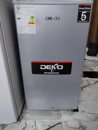 ثلاجه • نضيفه • للبيع