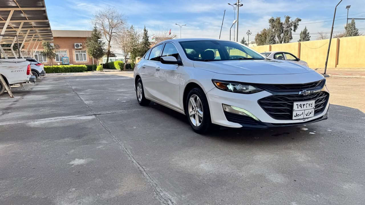 ماليبو ٢٠٢٠ بؤنيت چاملغ بوياغة بى ژورى بى أرباگ ٦١ميل رؤشتية بةسمة شةغال تةبريد مةركةزى دوو سويج گئرو مةكينة نةكرايتةوة بةشةرت بةردى گزوز بيلادى هئچ گلؤپةكى ناو دةشپولى پئنية سةيارةكى خاوئنة هى مةعرز نية بةناوى خؤمة سةنةوى بةسةر نةچوة١١٢كةمةك مةجال
*********** أربيل, العراق
