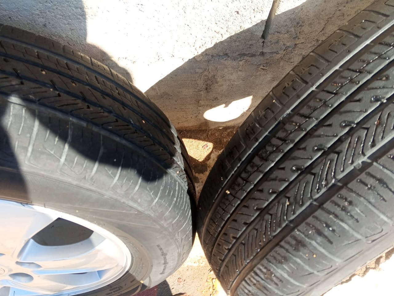 تخمً ويل البيع ابو الحساس اصلي هوه وتايراته نضافه فول /السعر ٥٥٠مكاني بصره هارثه مفرق معمل ورق /***********
