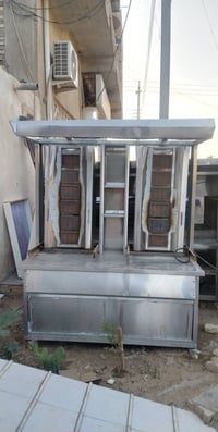 / غراض مطعم للبيع ابيعهن كلهن سوه عنواني قرب كراج بغداد 07735565621