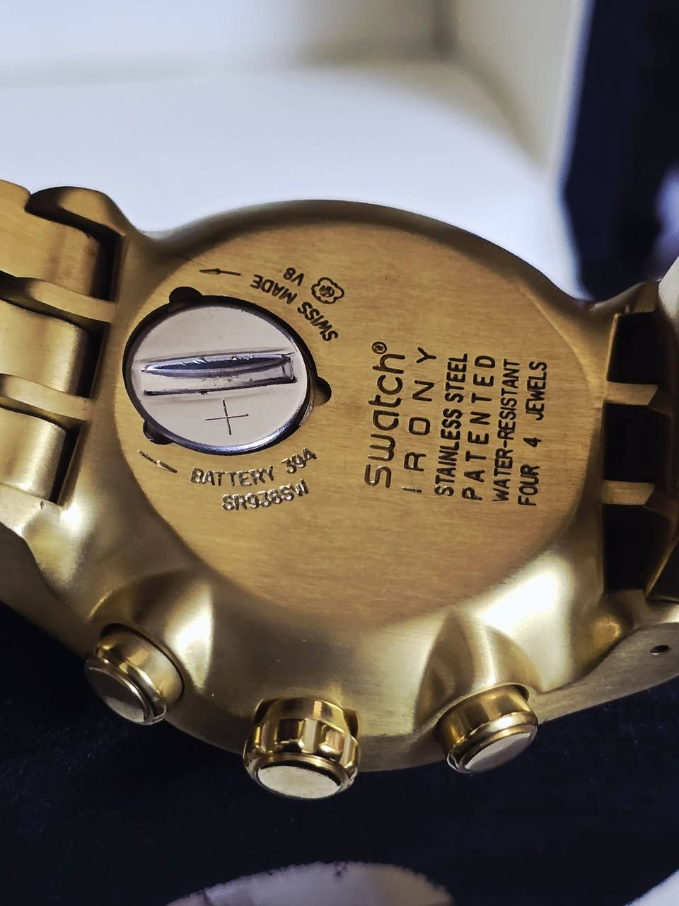 سواتش جامبو 
سويسري اصلي بطارية 
كونوكراف ستوب وتش سناتر شغاله 
طلاء ذهبي ثابت 
قطر واسع  ٤٦
نظافه تامه 
١٤٠ دولار 
المكان اربيل 
يوجد 
Samer Akeel AlJboory 
https://www.tiktok.com/@samerakeelwatch?_r=1&_t=ZS-92XzzfzgLln


**إذا كنت صاحب هذا الإعلان وتريد حذفه لأي سبب، رجاءا أرسل رسالة إلى الدعم الفني**