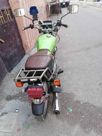 دراجه البيع موديل 2023 عنوان بغداد جسر ديالى القديم 07706307890