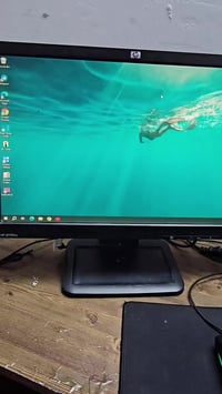 شاشة • ٦٠ فريم