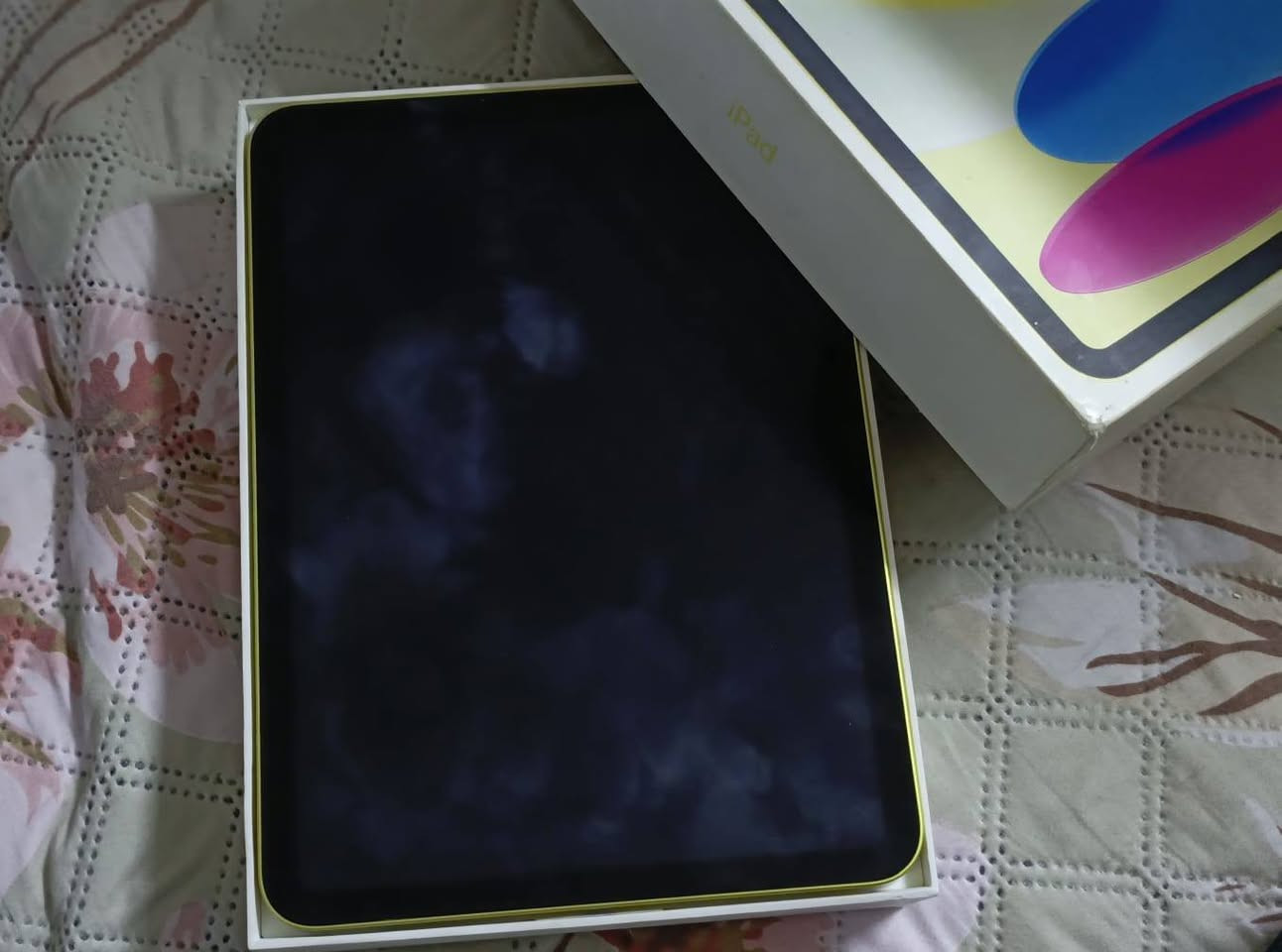 سلام عليكم ورحمه الله
ايباد iPhone  الجيل الـ10 
256 غيغبايت  
أصدار 26.5
لون ذهبي 
الجهاز نضيف بنضافة الجديد
ملحقات كامله كارتون + شاحنه 
+ملصقات الشركه +الكيبل فقط خربان 
سعر 350
الموقع بغداد حي النصر 
للتواصل ***********
واتساب فقط

