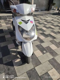سكنز فحل كابريتر دراجه حلوه ومرتبه وكلشي شغال بيها كهربائياتها كلها شغ...