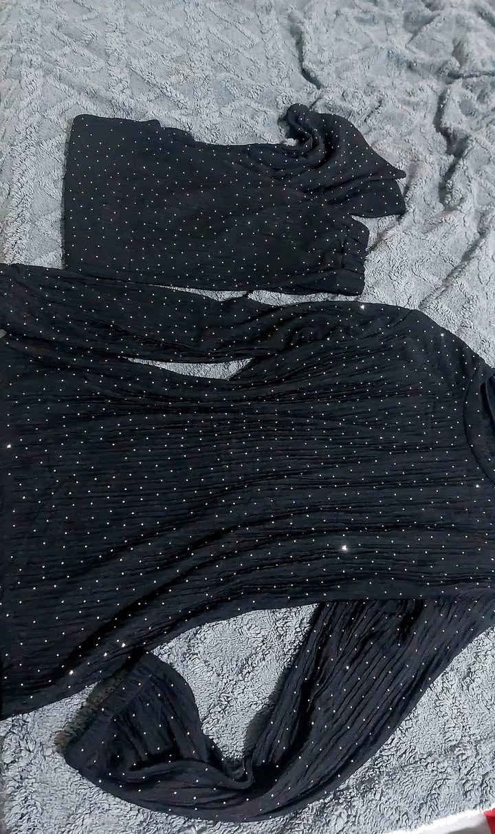 للبيع سوت مع بشت ما ملبوسات جدد


**إذا كنت صاحب هذا الإعلان وتريد حذفه لأي سبب، رجاءا أرسل رسالة إلى الدعم الفني**