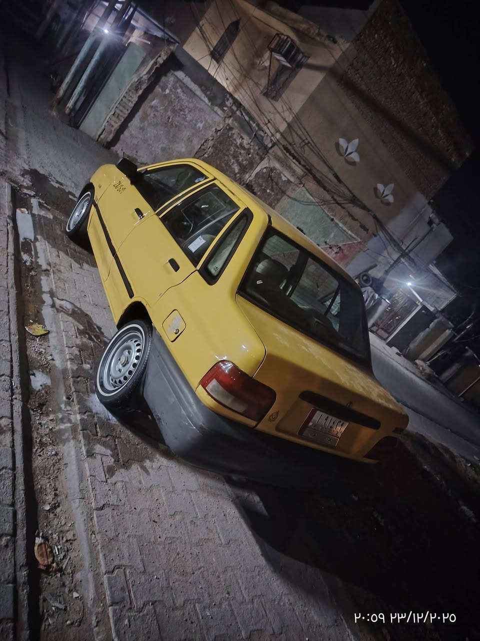 السلام عليكم سايبه للبيع مديل ١١ بلاديه بلاديه سياره جاهز من كلشي كير مكينه خير من الله شواصي بلاديه كهربائيات كله شغله تخم تاير بيه ابو لخطه منضومه زنون حداديه جديده صارلي سبوع من سويته وره كدام غرفه جديد مدوشمه ستوه ئرضيه جلد كامل كله تبريد شغال بس لكرت مال لفان عاطل على شرط شغال كافله الضربه ولاشي فقط جاملخ لوره متعور تعويره بصيطه راعي يمي يريد مداور سنويه ل٢٦ شهر ٩ بعدهي ماصاقطه مصفر هيئه وغرامات ربع ماعليه سعر ٢٥ وبيه مجال مكاني نجف حي ميسان شارع العسكري ***********
