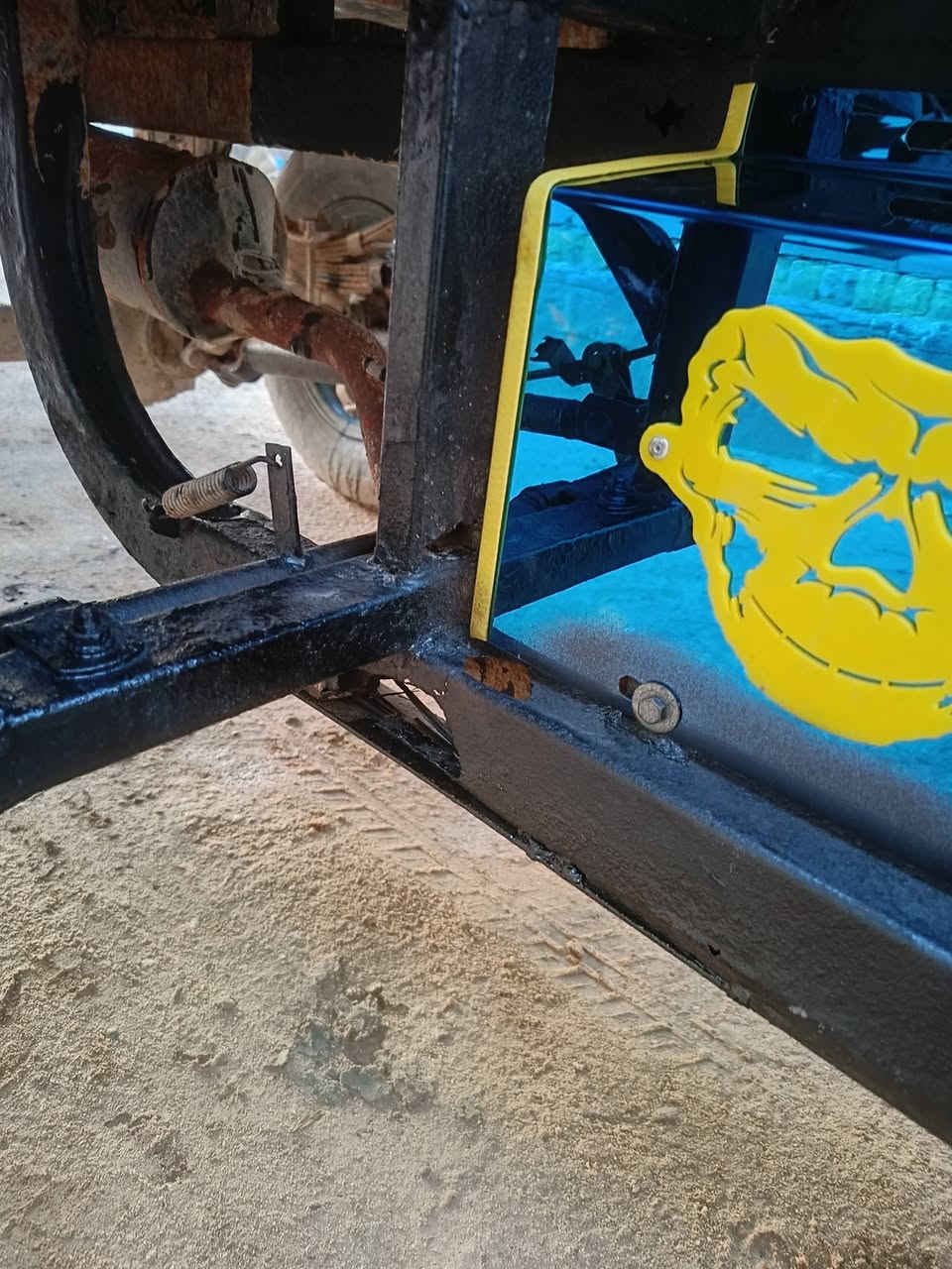 ستوته كلك كلك لبيع مكينه ناعمه ونضيفه ستوته عوزها كرهبات وبيها خياس بصيط مكاني مشخاب  ***********
