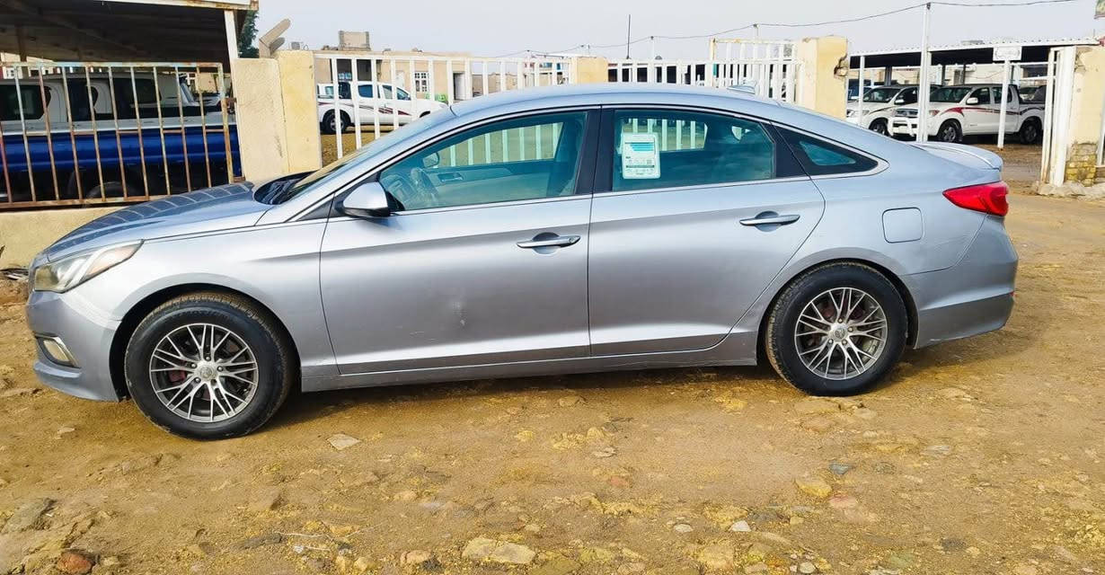 سوناتا 2015 شكل ال 16
ذي قار الرقم الجديد
حادثها خشم البنيد 
السعر //115 وبيها مجال
الرقم//*********** الرفاعي, ذي قار
