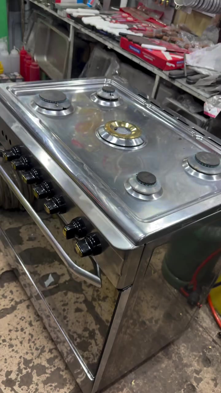 ئەم تەباغە ئیتالیە لۆفرۆشتن 5 چاوەی بن فرنیە ئاگری زۆر جوانە خاوێنە لۆک لۆکە بێحەیبە بەشەرت و زەمان دەفرشم
ناونیشان هەولێر دارەتوو گەیاندن بەخۆرایە بۆناو هەولێر📍
لۆ زانیاری زیاتر *********** ڤایبەر واست ئاپ📞
