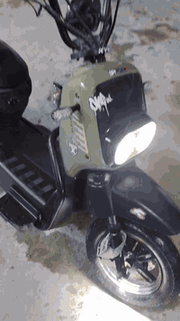 سلام عليكم 
دراجه شحن للبيع
سنكس نثيه
ملف 2000 واط
5 بطاريات 32 امبير
نظام بلوتوث
لايت عالي ناصي
اشاير يمنى يسرى
شاشه ديجيتال
صندوق كبيره
٣ سرعه
سرعة 99
فووول مواصفات
عنواني بغداد _ الشعب سوك شلال رقم
***********
سعر 450 الف
