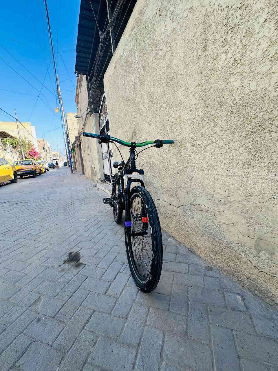 السلام عليكم بايسكل بايك للبيع حجم 26 
دبل قفل
واستيرن رياضي
بطيخه رياضي


**إذا كنت صاحب هذا الإعلان وتريد حذفه لأي سبب، رجاءا أرسل رسالة إلى الدعم الفني**