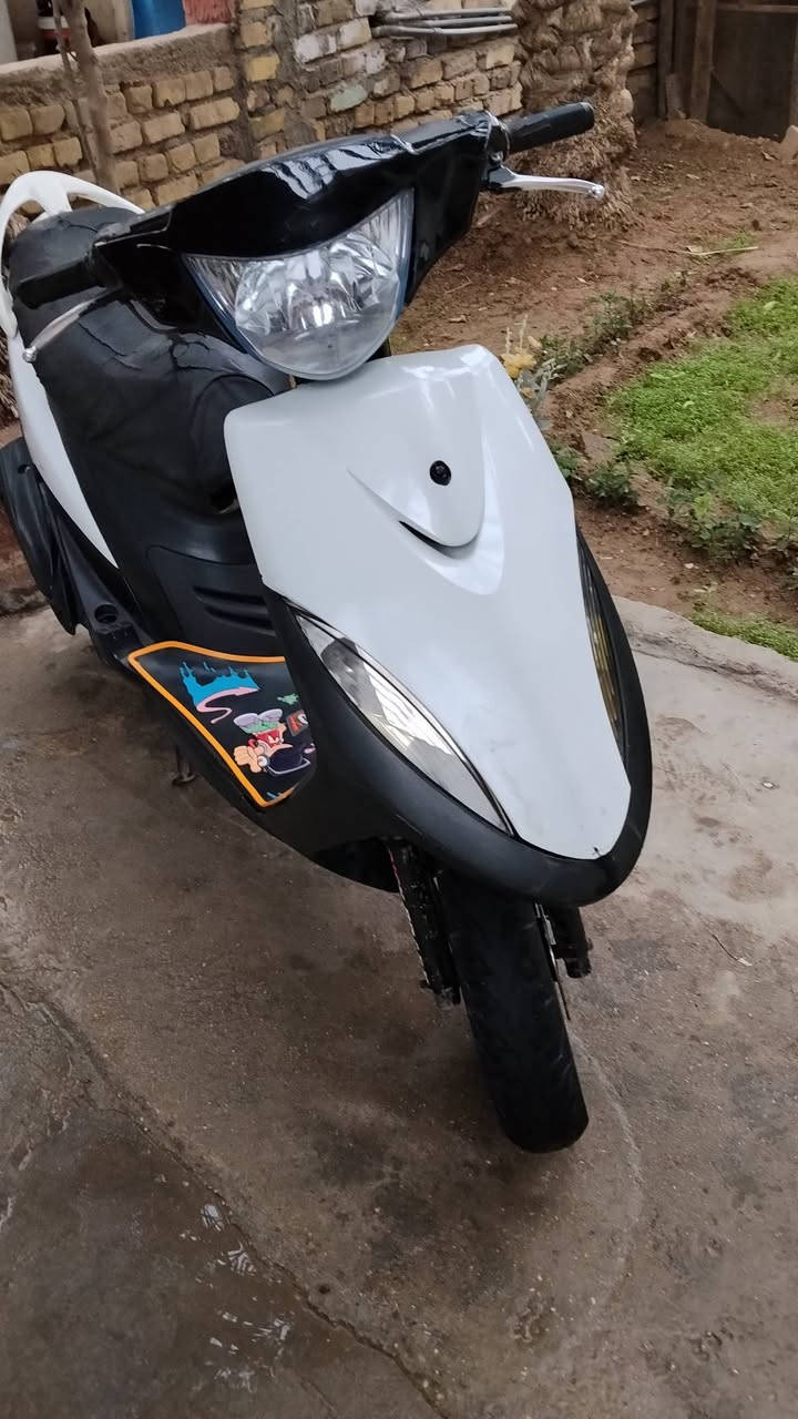 مكس عدله للبيع دراجه كلش حلوه السعر 450 أو بيه مجال مكاني حله ***********
