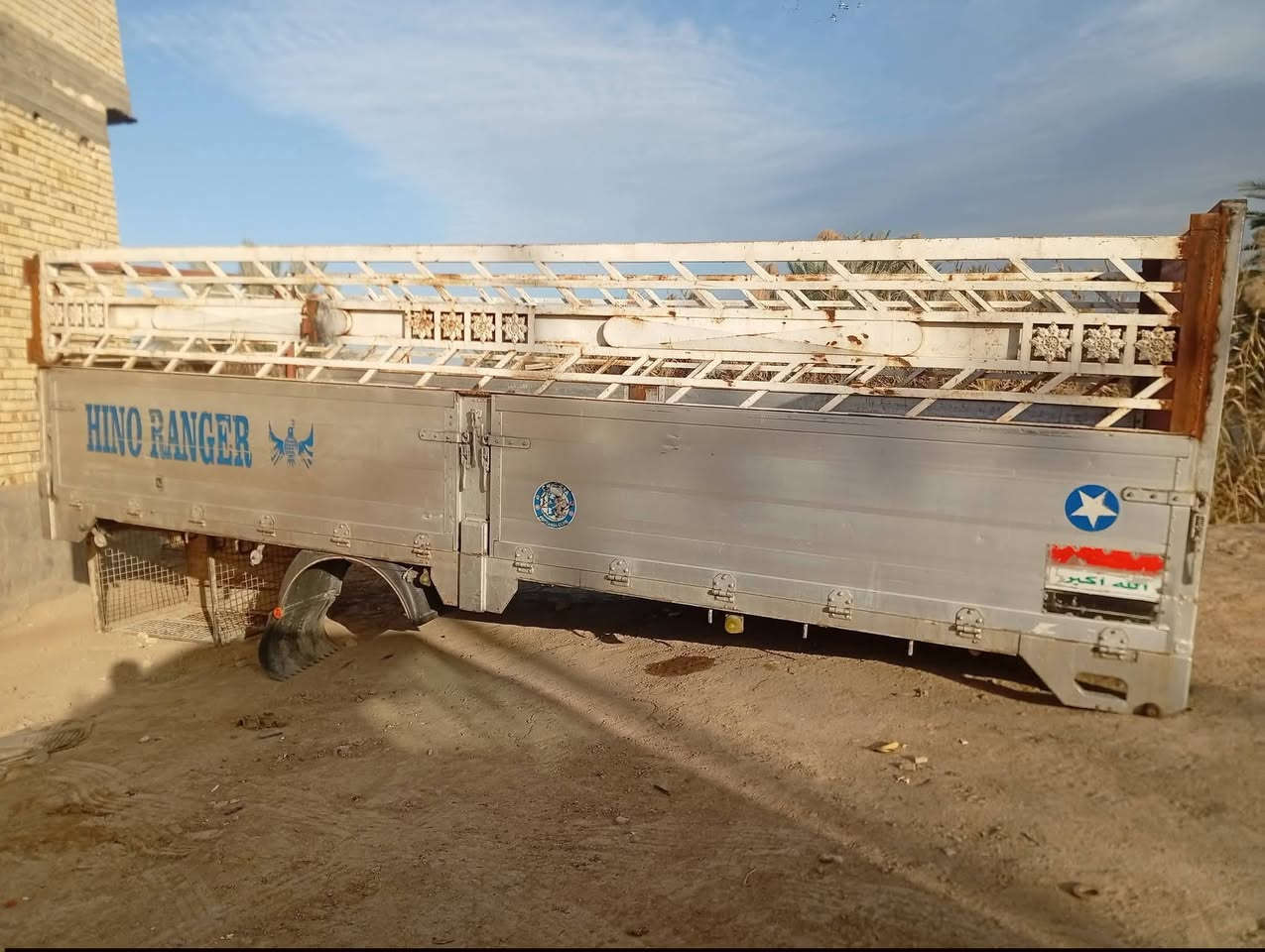 طول البودي سته وربع
فرشه البدي حديد اصفاح البودي 80
دبل شاصه حديد قواطع البدي حديد
مكانه بالحله ‏‪0788 670 4412‬‏
